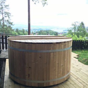 Interflex Vurenhout Hottub met Externe Kachel